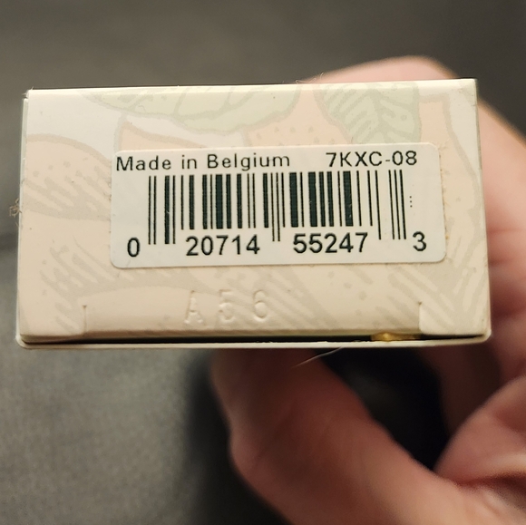 Clinique Stay-Matte Oil-Free Makeup Foundation In 08 Golden Neutral - Picture 5 of 8